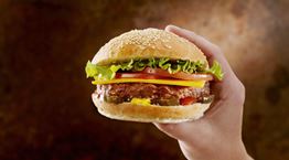 Ένας πάναπλος οδηγός για το τέλειο, σπιτικό burger