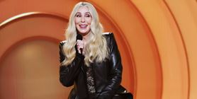 Η Cher ανακοίνωσε ως νικητή στα Grammy's έναν καλλιτέχνη που έχει πεθάνει απ' το 2005