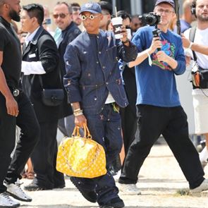 1 εκατ. ευρώ για τη Louis Vuitton Speedy τσάντα δια χειρός Pharrell Williams