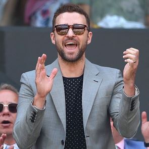 Ο Justin Timberlake ξέρει πώς φοριέται το blazer το καλοκαίρι