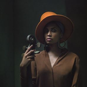 8 τσέλο και η Imany προσεχώς στο Μέγαρο Μουσικής Αθηνών