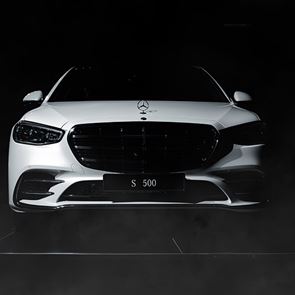 Η νέα Mercedes-Benz S500 οριοθετεί την κομψότητα