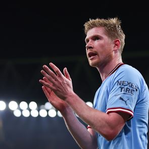 Αν όχι τώρα, πότε θα τα καταφέρει η Μάντσεστερ Σίτι