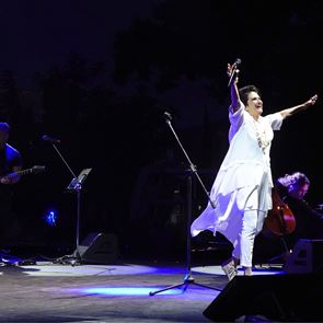 H Άλκηστις Πρωτοψάλτη έρχεται στον Κήπο του Μεγάρου