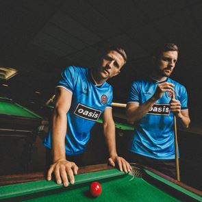 Η φανέλα που πρέπει να έχει κάθε ποδοσφαιρόφιλος αυτό το καλοκαίρι