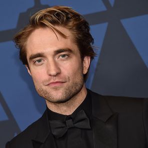 Το επιμελώς ατημέλητο hairlook του Robert Pattinson