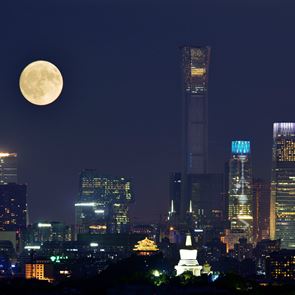 Η Κίνα θα εκτοξεύσει τεχνητό φεγγάρι πάνω από τον ουρανό