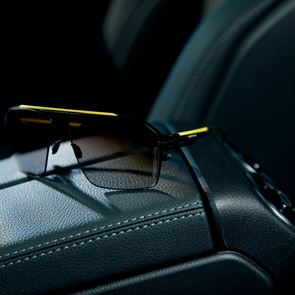 Σπορ φουτουρισμός στα νέα γυαλιά ηλίου ic! berlin x Mercedes-Benz