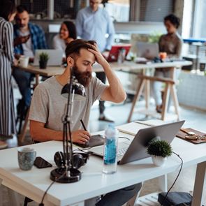 Η απασχόληση αυξήθηκε κατά 1,2% το τελευταίο τρίμηνο στην Ελλάδα
