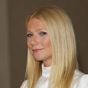 Κλύσμα καφέ: Ένα από τα απόλυτα trends ευεξίας-γιατί το προωθούν ο βασιλιάς Κάρολος και η Gwyneth Paltrow