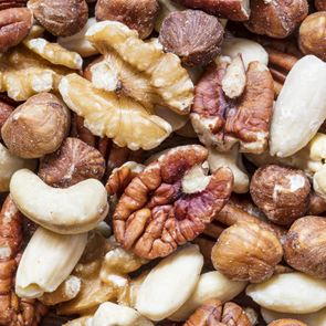 Πώς μια χούφτα ξηροί καρποί μπορούν να δυναμώσουν το σπέρμα