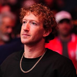 Το νέο ρολόι του Mark Zuckerberg είναι εξαιρετικά συλλεκτικό