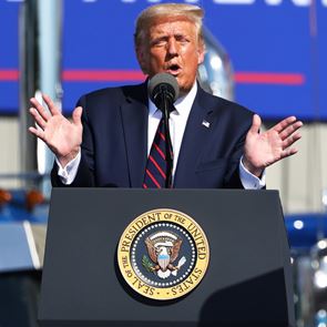 "Νεκροθάφτη του μεγαλείου της Αμερικής" αποκάλεσε τον Joe Biden ο Donald Trump