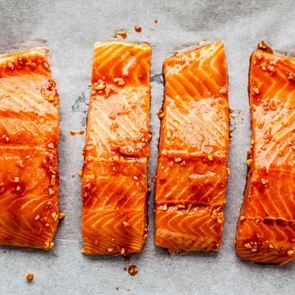 Ψήνοντας τέλεια τον σολομό