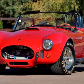 Η σπάνια Shelby 427 Cobra του Paul Walker βγαίνει στο σφυρί