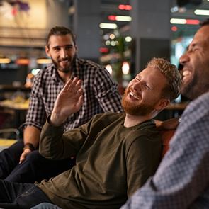 Θέλεις περισσότερους φίλους; Υπάρχει μία αλλαγή που πρέπει να κάνεις στη ζωή σου