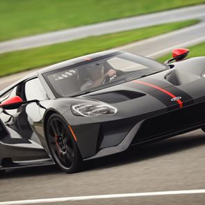 Ford GT Carbon Series: Το <em>supercar</em> της πίστας έτοιμο για τον δρόμο