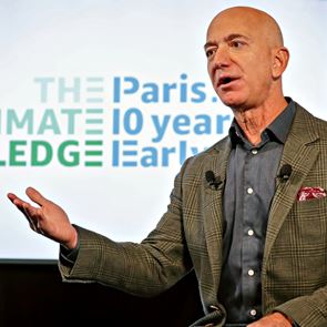 O Jeff Bezos κατασκευάζει ρολόι που θα μετρά την ώρα για 10 χιλιάδες χρόνια