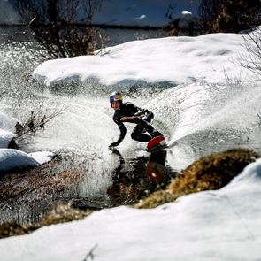 Πώς είναι να κάνεις snowboard από το νερό στο χιόνι και αντίστροφα