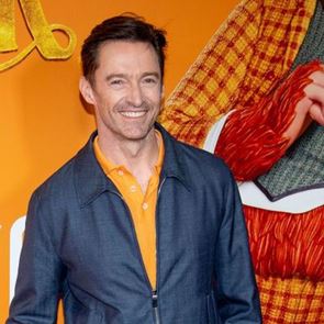 Το ανοιξιάτικο smart casual look του Hugh Jackman