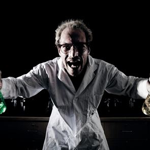 Απίστευτο: Βρέθηκε πραγματικός τρελός επιστήμονας - Σε ποια χώρα συνελήφθη