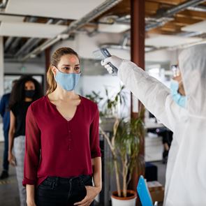 Τα 3 σενάρια για την εξέλιξη της &lt;em>πανδημίας&lt;/em> τον χειμώνα