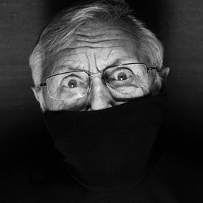 Ο άνθρωπος που έβλεπε τα τρένα να περνούν δεν μένει πια εδώ