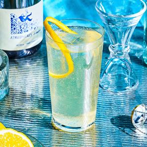 Η ιστορία και η συνταγή του French 75