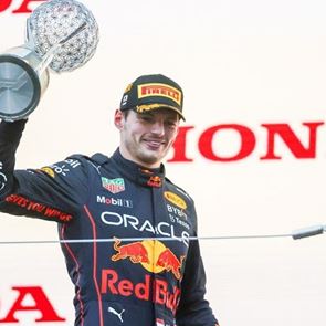 F1 GP &lt;em>Ιαπωνίας&lt;/em>: Πάλι καλά είχαμε αγώνα, μας προέκυψε και πρωταθλητής