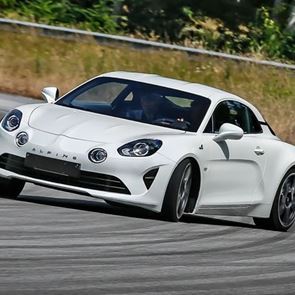 Και η Alpine έτοιμη για ηλεκτρικά &lt;em>SUV&lt;/em>