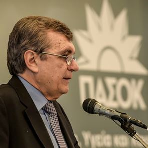 Δημήτρης Κρεμαστινός: Το ΠΑΣΟΚ, ο Ανδρέας Παπανδρέου και οι σταθμοί της ζωής