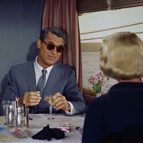 Ο χολιγουντιανός οδηγός για να βρεις τα επόμενα γυαλιά ηλίου σου