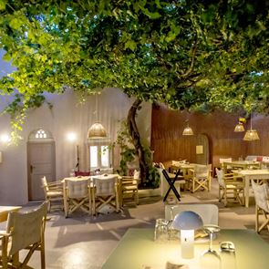 Ένα κορυφαίο εστιατόριο της Τήνου σερβίρει για ένα βράδυ στην Αθήνα