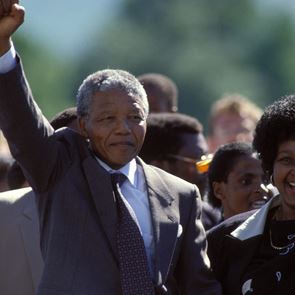 Ο Nelson Mandela μέσα από τα μάτια των δικών του ανθρώπων