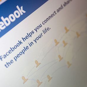 Έτσι θα κάνεις το προφίλ σου στο &lt;em>Facebook&lt;/em> πραγματικά private