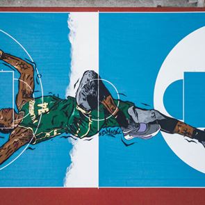 Τα γήπεδα μπάσκετ στα Σεπόλια μεταμορφώνονται για τον Γιάννη Αντετοκούνμπο