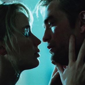Στο 'Πέθανε Αγάπη μου' οι Jennifer Lawrence και Robert Pattinson ζουν μία καταστροφική ιστορία αγάπης