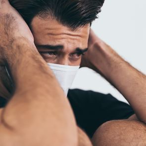 Τι πραγματικά ισχύει με τον κίνδυνο επαναμόλυνσης από κορoνοϊό