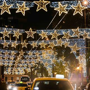 Τα μέτρα για τον κορονοϊό που θα ισχύουν ενόψει Χριστουγέννων