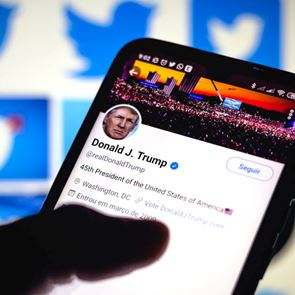 Twitter, Reuters και Associated Press εναντίον hoaxes