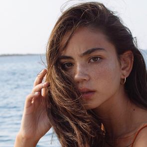 Η εξωτική ομορφιά της Christina Nadin