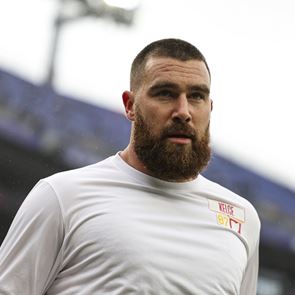 Τι δουλειά έχει ο Travis Kelce στο Grotesquerie του Ryan Murphy