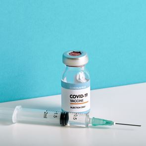 Κι όμως, υπάρχει ιδανική ώρα για το εμβόλιο κατά του &lt;em>Covid&lt;/em>-19