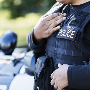 Βαγγέλης Μπαταρλής, ο αστυνομικός στο βίντεο του Κοψιάλη με την παγίδα στον 43χρονο παιδόφιλο