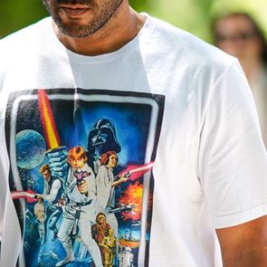 Τ-shirts με στάμπες που κάνουν τη διαφορά