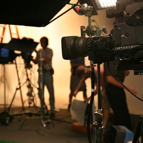 Ξεκινούν τα γυρίσματα στο Χόλιγουντ