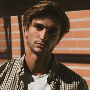 #SeasonFavorites| Το καρό πουκάμισο που δεν ήξερες ότι χρειάζεσαι