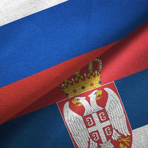 H Σερβία αψηφά το μποϊκοτάζ στη &lt;em>Ρωσία&lt;/em>