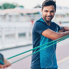 Pallof press, η άσκηση που τονώνει τη σταθερότητα του πυρήνα