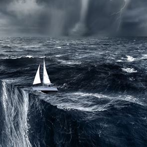 Απίστευτες θεωρίες συνωμοσίας που όμως κάποιοι πιστεύουν